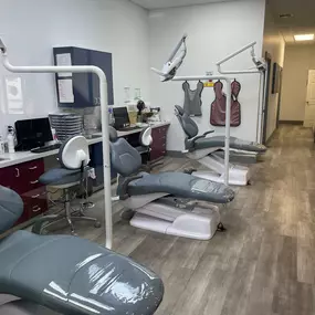 Bild von Sage Dental of Lake Worth Rd. at 95