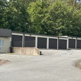 Storage units with drive up access near Wilderness Battlefield