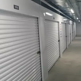 Clean self-storage facility near Walmart in Locust Grove