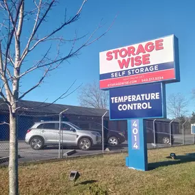 Temperature controlled storage unit rentals near Lake of the Woods