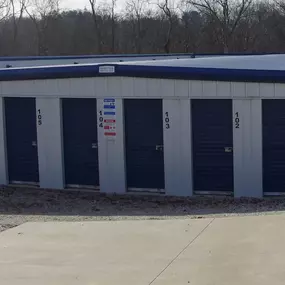 Clean self-storage facility near Wendy's in Huntington