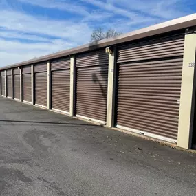 Temperature controlled storage unit rentals near Coleman Elementary School
