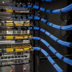 Seamlessly and efficiently connect your workplace.