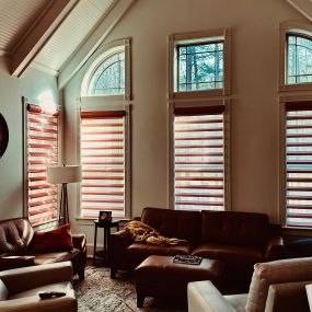 Hunter Douglas Pirouttes