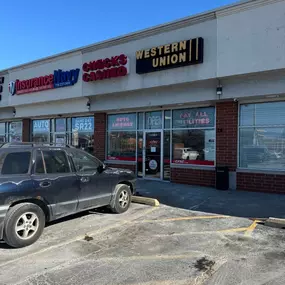 Bild von CoinFlip Bitcoin ATM - CFSC Checks Cashed 147th & Cicero Currency Exchange and Auto License (Midlothian)