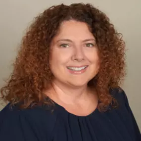 Bild von Edward Jones - Financial Advisor: Rosa M Carreiro, CEPA®