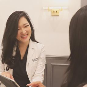 Dr. Elise Min Talking with Patient