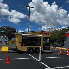 DHL Pop Up Store