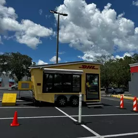 DHL Pop Up Store