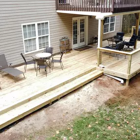 Bild von Backyard Builders Decks and Outdoor Living