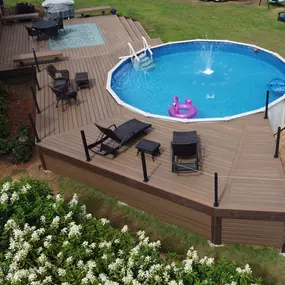 Bild von Backyard Builders Decks and Outdoor Living