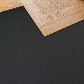wood-parquet-flooring-being-laid-on-a-kitchen-floor-1024x768.jpg