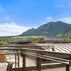 Bild von The Agency - Boulder