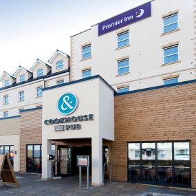 Premier Inn Bridlington Seafront restaurant exterior