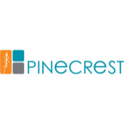 Logótipo de Pinecrest Apartments