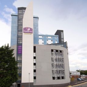 Premier Inn Hull City Centre hotel exterior