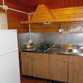 campingcoeliuscocinaalgar04.jpg