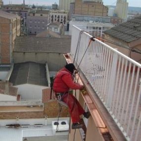 TRABAJO-VERTICAL-LLEIDA.jpg