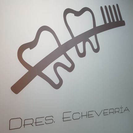 Logo fra Clínicas Dentales Dres. Echeverría