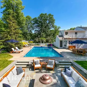 Bild von Johnson Hoiseth - Lakes Sotheby's International Realty