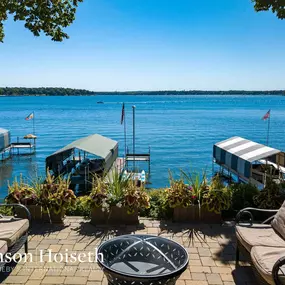 Bild von Johnson Hoiseth - Lakes Sotheby's International Realty