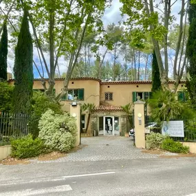 Bild von BIOGROUP CÔTE D'AZUR -  Plateau technique - Sanary