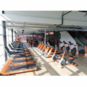 Basic-Fit Heerenveen It Hege Stik 24/7 - cardio