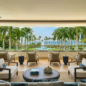 Reflection Lounge