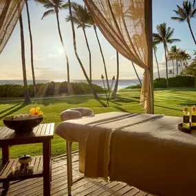Massage Cabana