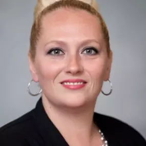 Paralegal Jennifer Sauer