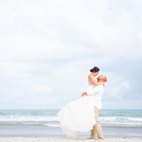 Bild von Barefoot Wedded Bliss