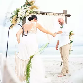 Bild von Barefoot Wedded Bliss