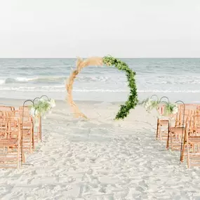 Bild von Barefoot Wedded Bliss
