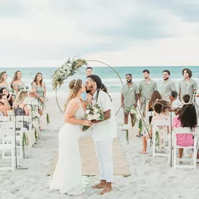 Bild von Barefoot Wedded Bliss