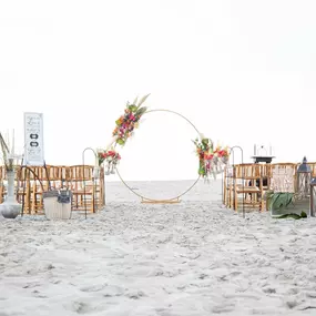 Bild von Barefoot Wedded Bliss