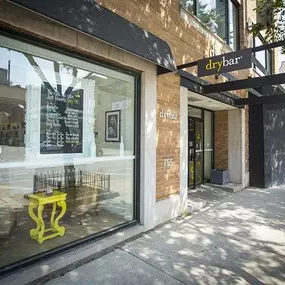 Drybar near Exhibit on Superior in River North