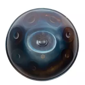 Kita Pantam ist sowohl geeignet für Anfänger, als auch für fortgeschrittene Handpan Spieler. Die ausgereifte Klangbalance macht diese Instrumente zu einem besonderen Spielerlebnis. Das mittellange Sustain ermöglicht sowohl schnelle, intensive als auch ruhige melodische Spielweisen.

Du kannst die Kita Pantam Handpan im Handpan Workshops München - Neuperlach ausprobieren und kaufen oder bei www.Handpan.World online bestellen.