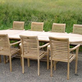 Bild von Chairs and Tables Limited