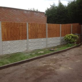 Bild von H J A Fencing & Landscaping