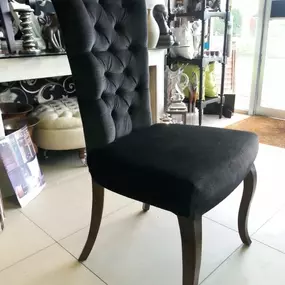 Bild von John Miller Upholstery Ltd