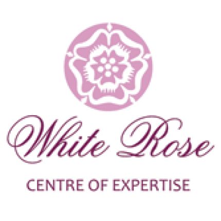 Logo da White Rose Beauty Colleges