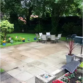 Bild von 4 Seasons Lawn & Garden