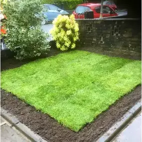 Bild von 4 Seasons Lawn & Garden