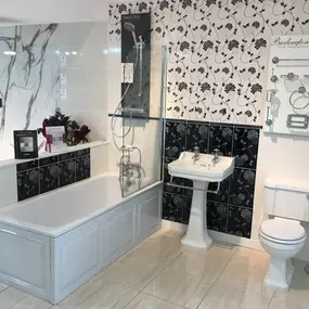 Bild von Central Bathrooms Ltd