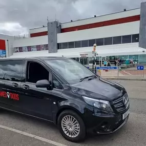 Bild von James Taxis & Minibuses