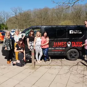 Bild von James Taxis & Minibuses