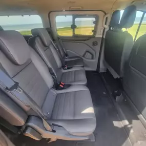 Bild von James Taxis & Minibuses