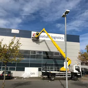 Bild von LIFT ME Cherry Picker Hire