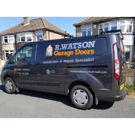 Logo de R Watson Garage Doors