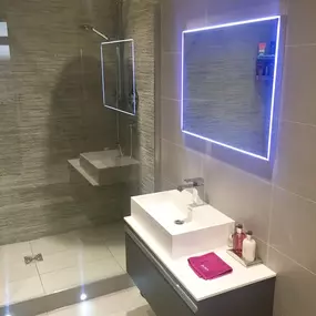 Bild von Kitchen & Bathroom Outlet Ltd